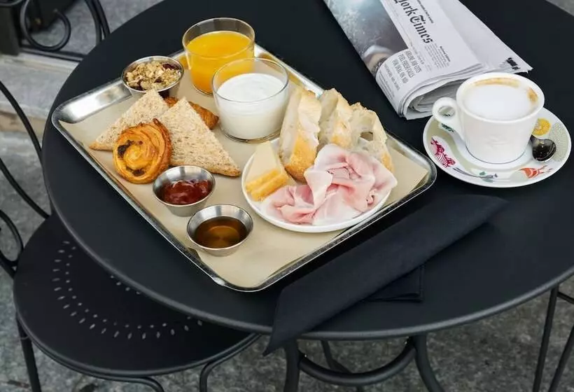 هاستل Combo Milano