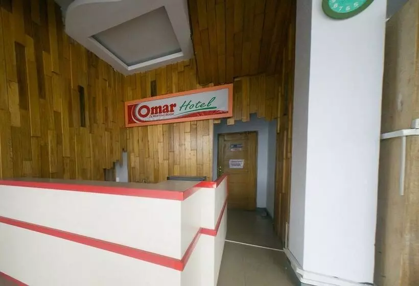 ホテル Reddoorz Plus Syariah @ Pentadio Gorontalo