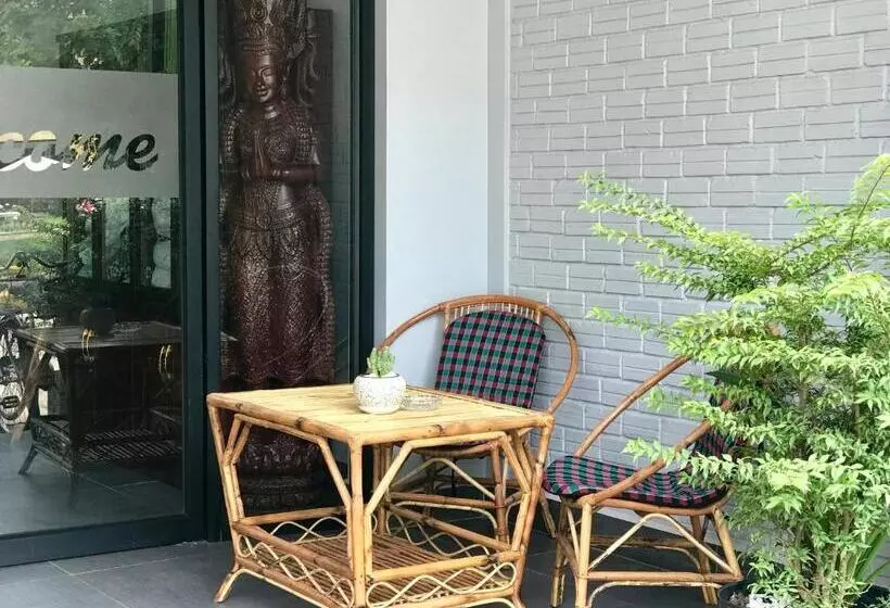 پانسیون Maison Rivera Guest House