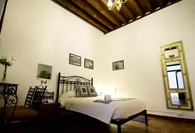 Quinta Alhóndiga Galindo Hotel Boutique