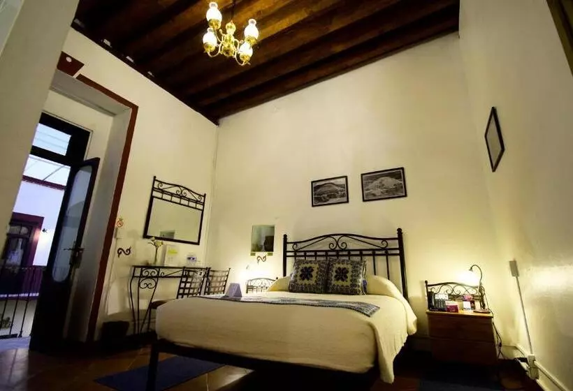 Quinta Alhóndiga Galindo Hotel Boutique