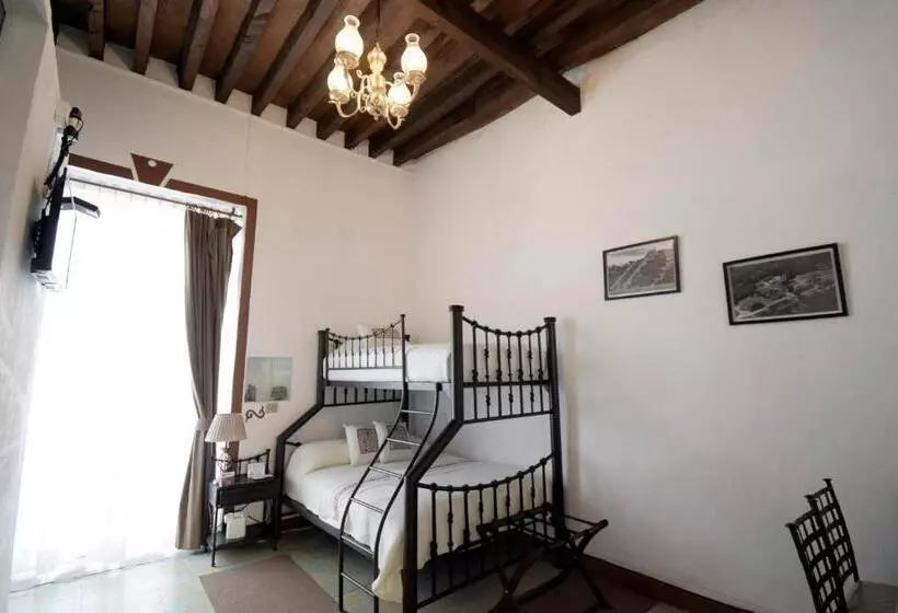 Quinta Alhóndiga Galindo Hotel Boutique