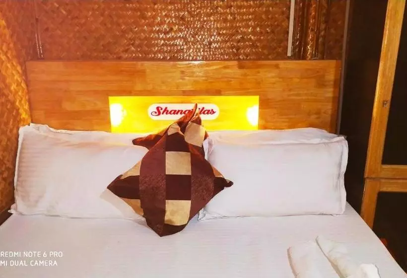 Shangrilas Beach Resort