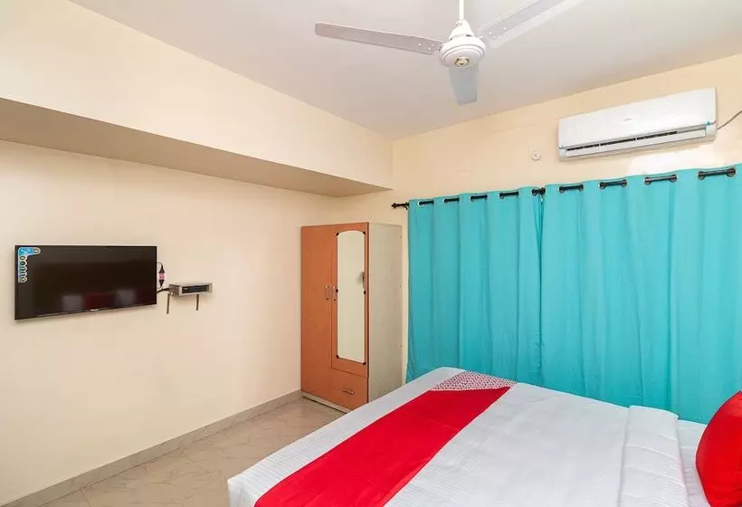 Hotelli Oyo 40877 Pvslodge