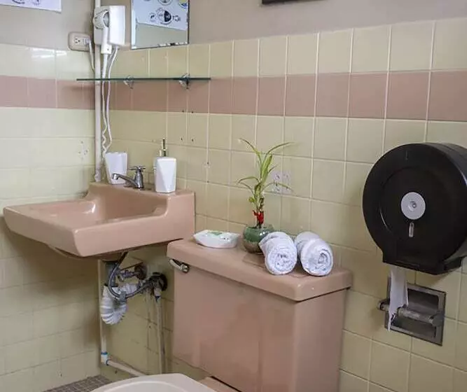 Eco Stay Hostel