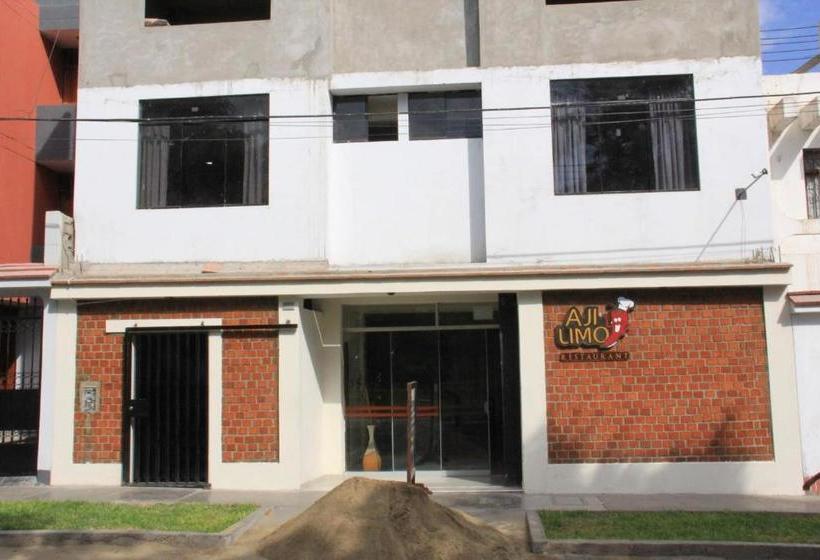 Отель Hostal Du Parc