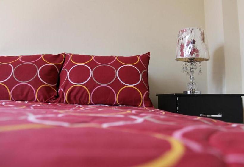 Отель Hostal Du Parc