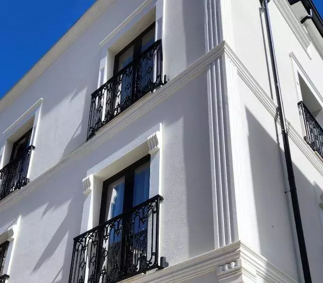 پانسیون Old Town Villa