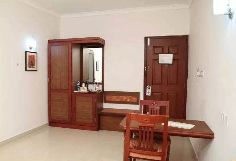 Kallada Hotels