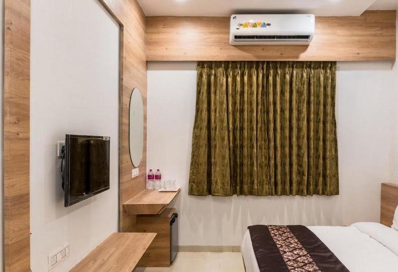 هتل Meridian  And Banquet