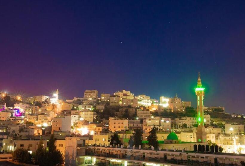 پانسیون Hebron Hope Guesthouse