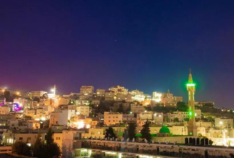 پانسیون Hebron Hope Guesthouse