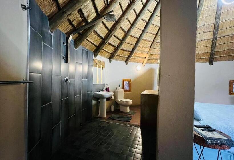 مبيت وإفطار Kwakunje Guest Lodge