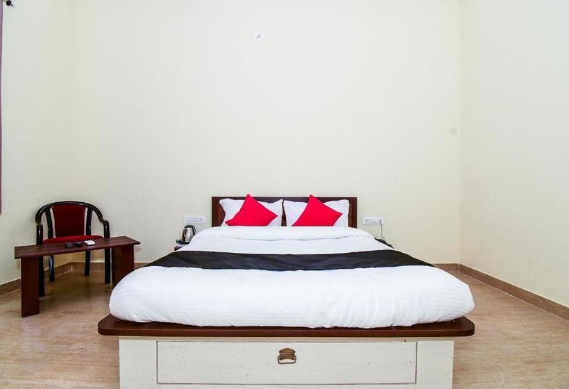 Hotel Collection O 38804 Eight Steps Resort