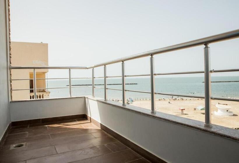 هتل El Mena Beach