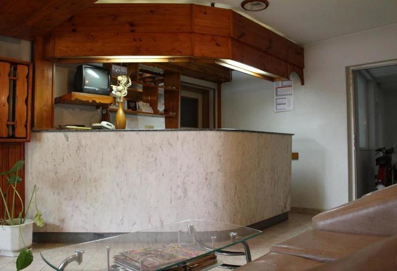 בית מלון כפרי International