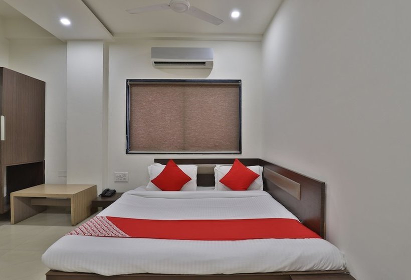 호텔 Oyo 41737  Atithi