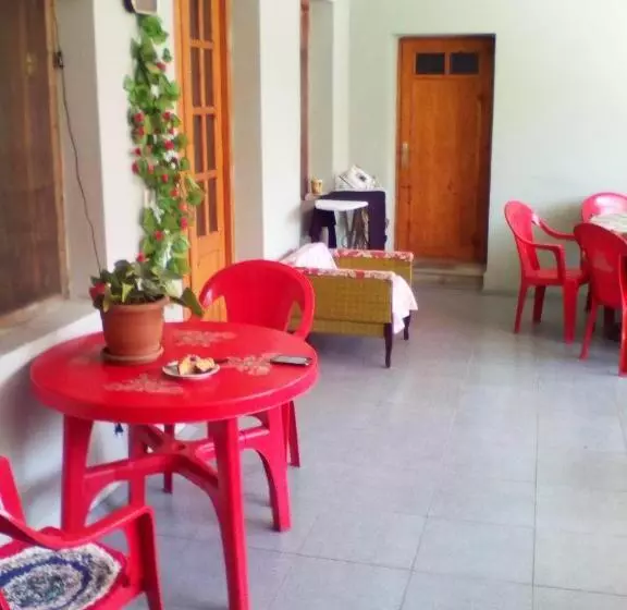 پانسیون Kapana