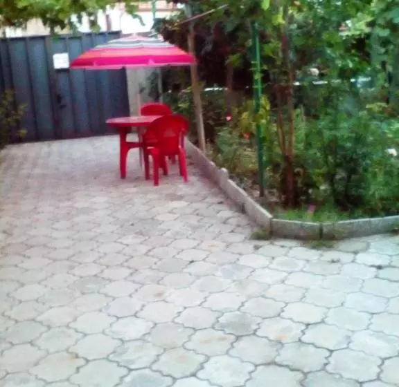 پانسیون Kapana