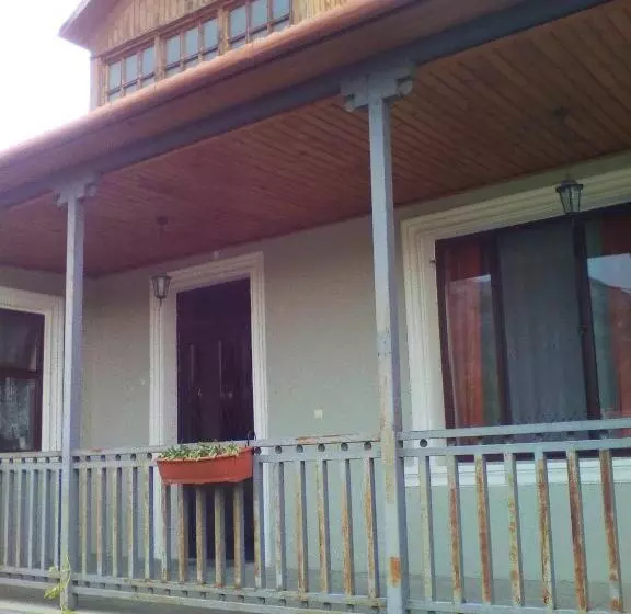 پانسیون Kapana