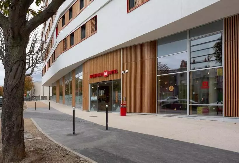 Meininger Hotel Paris Porte De Vincennes