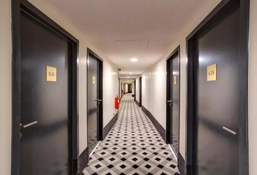 Meininger Hotel Paris Porte De Vincennes