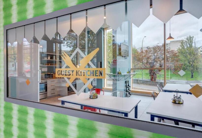 Meininger Hotel Paris Porte De Vincennes