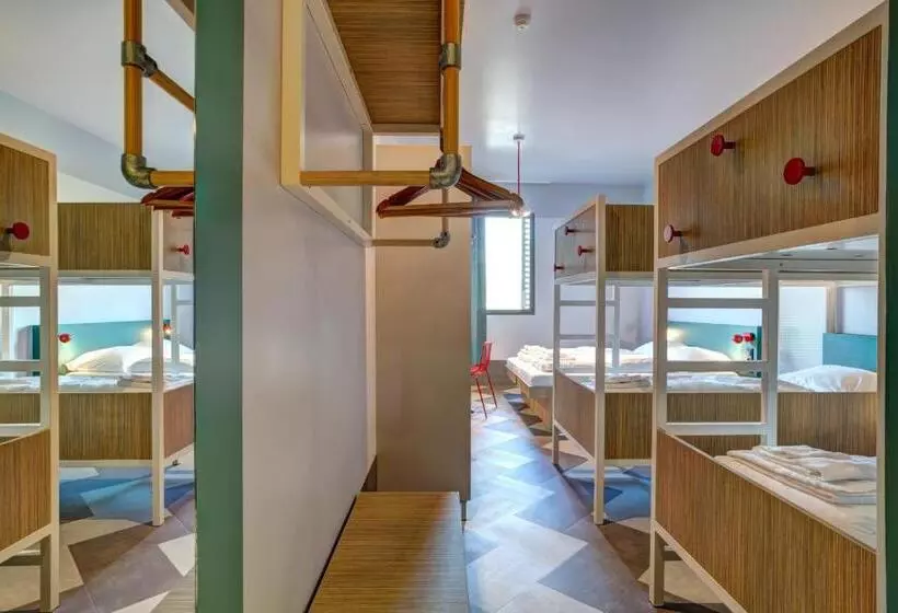 Meininger Hotel Paris Porte De Vincennes