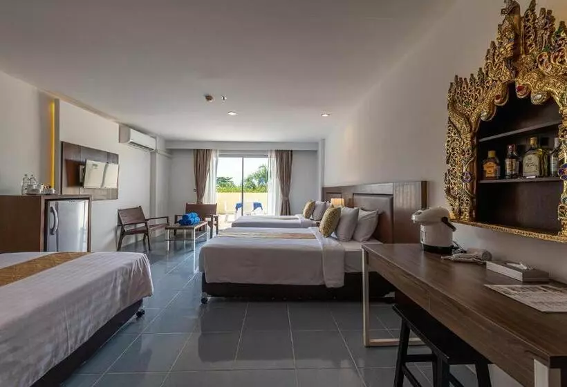 Hotelli Blue Beach Grand Resort And Spa