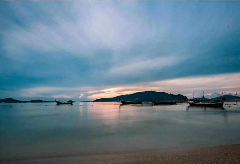 Hotelli Blue Beach Grand Resort And Spa