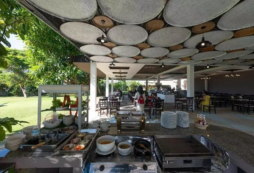 Hotelli Blue Beach Grand Resort And Spa