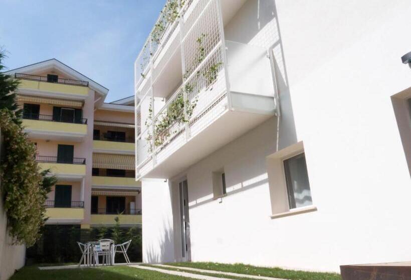 Otium Casa Vacanze Servizio Spiaggia Incluso A 200 Mt