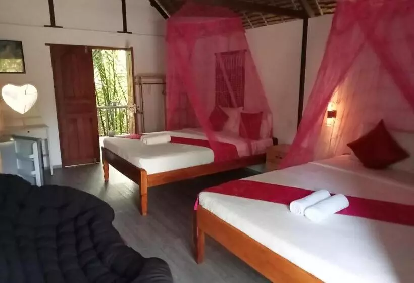 پانسیون Nary Garden