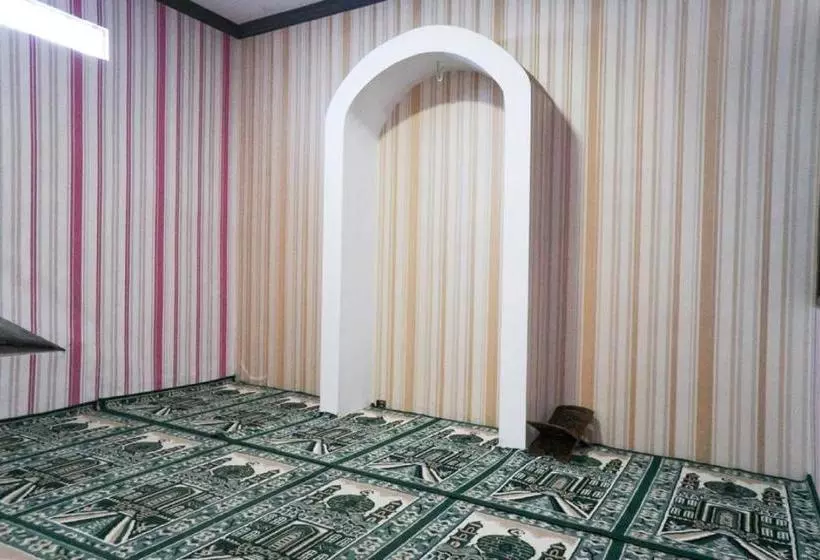 Majatalo Reddoorz Near Alun Alun Batu