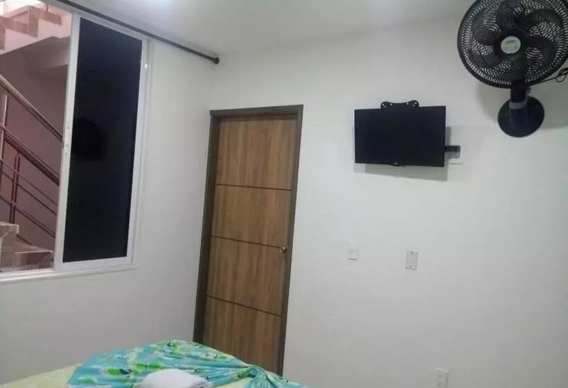 Hotelli Hospedaje Balcones De La Colina