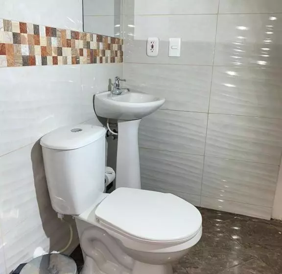 Hotelli Hospedaje Balcones De La Colina