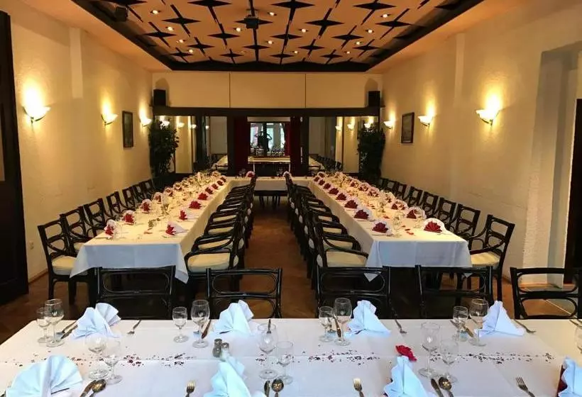 ホテル & Restaurant Schenk Von Landsberg