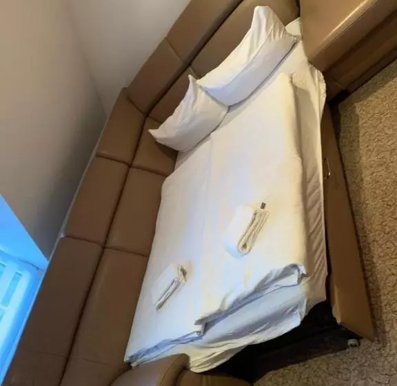 ホテル & Restaurant Schenk Von Landsberg