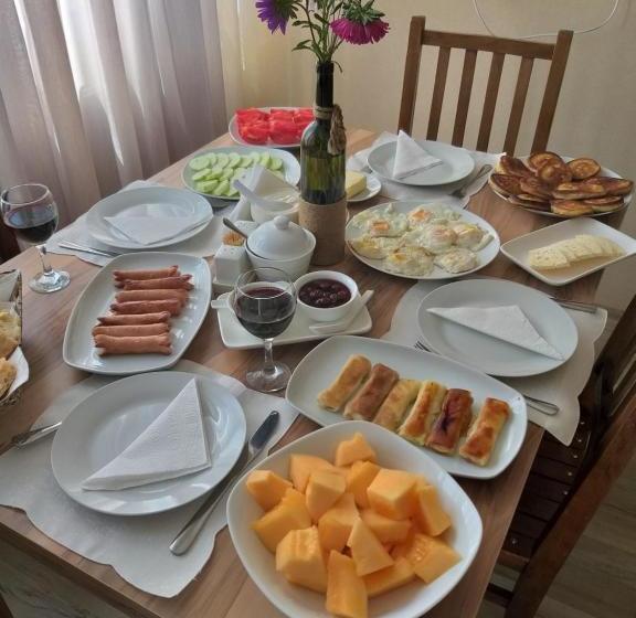 پانسیون Baqari Inn