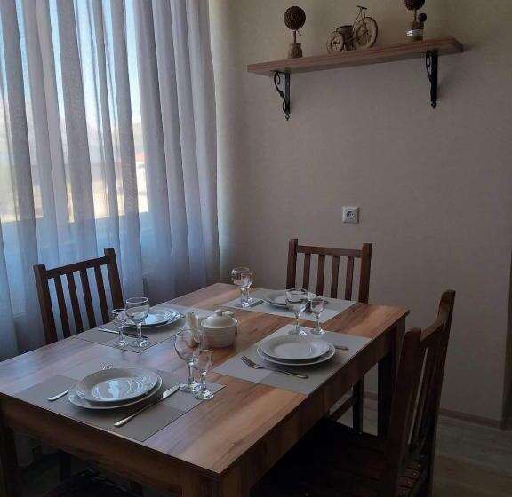 پانسیون Baqari Inn