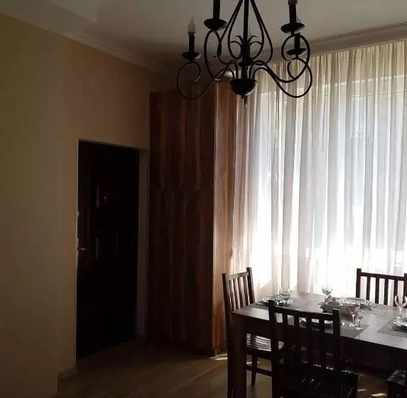 پانسیون Baqari Inn