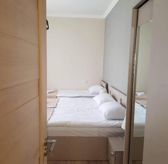 پانسیون Baqari Inn