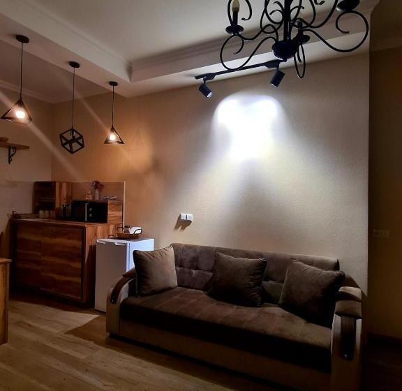 پانسیون Baqari Inn