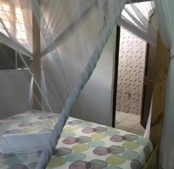 ペンション Hakuna Matata Guest House