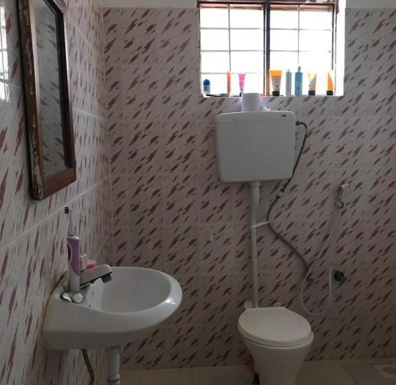 بنسيون Hakuna Matata Guest House