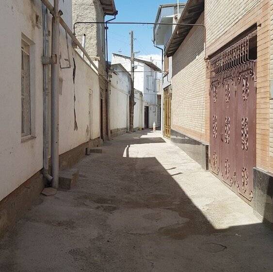 پانسیون Minorai Xurd