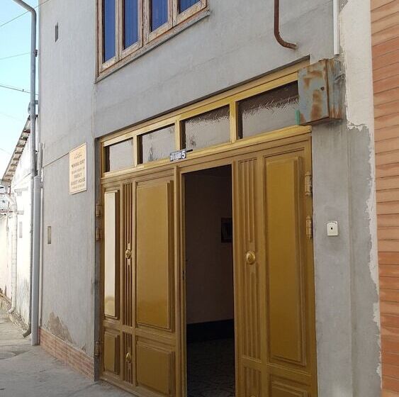 پانسیون Minorai Xurd