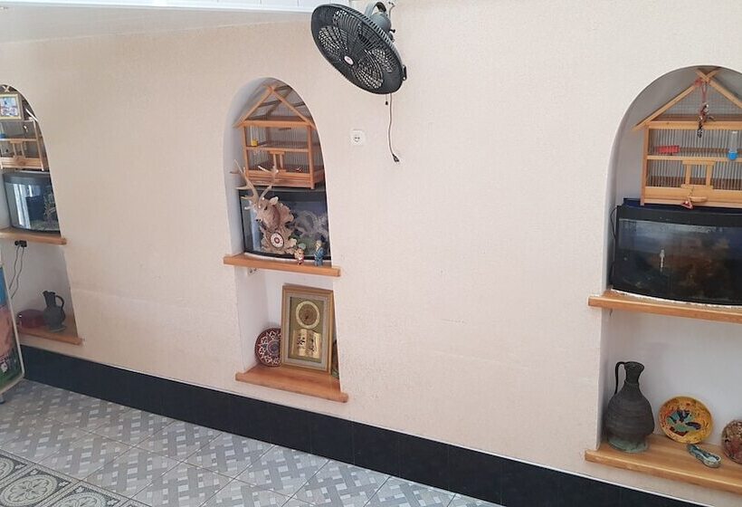 پانسیون Minorai Xurd