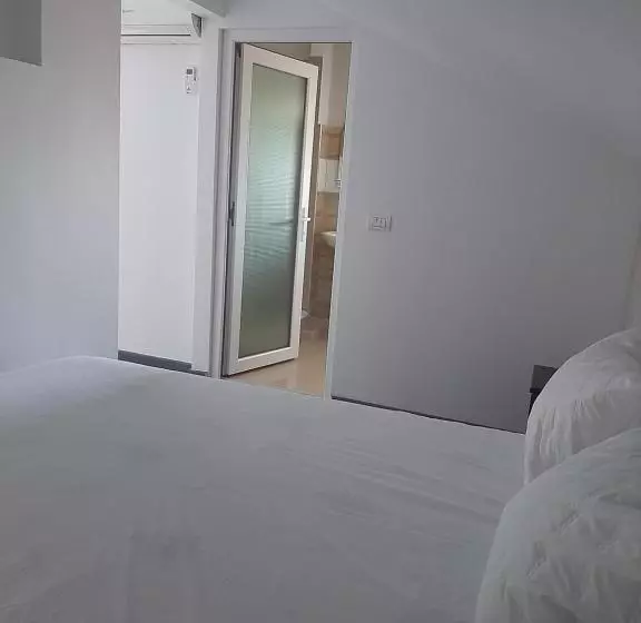 Majatalo Romsil Guesthouse