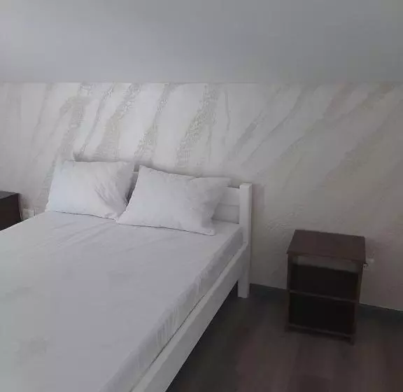 Majatalo Romsil Guesthouse